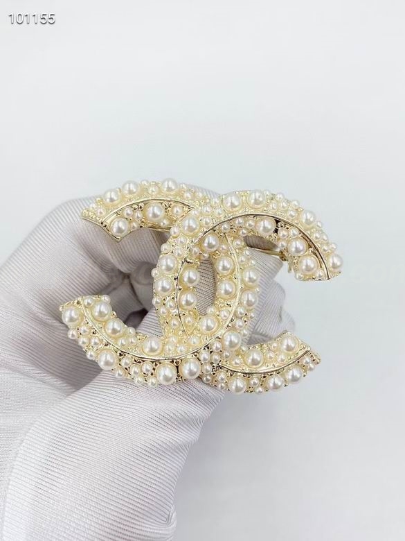 Chanel Brooch 332